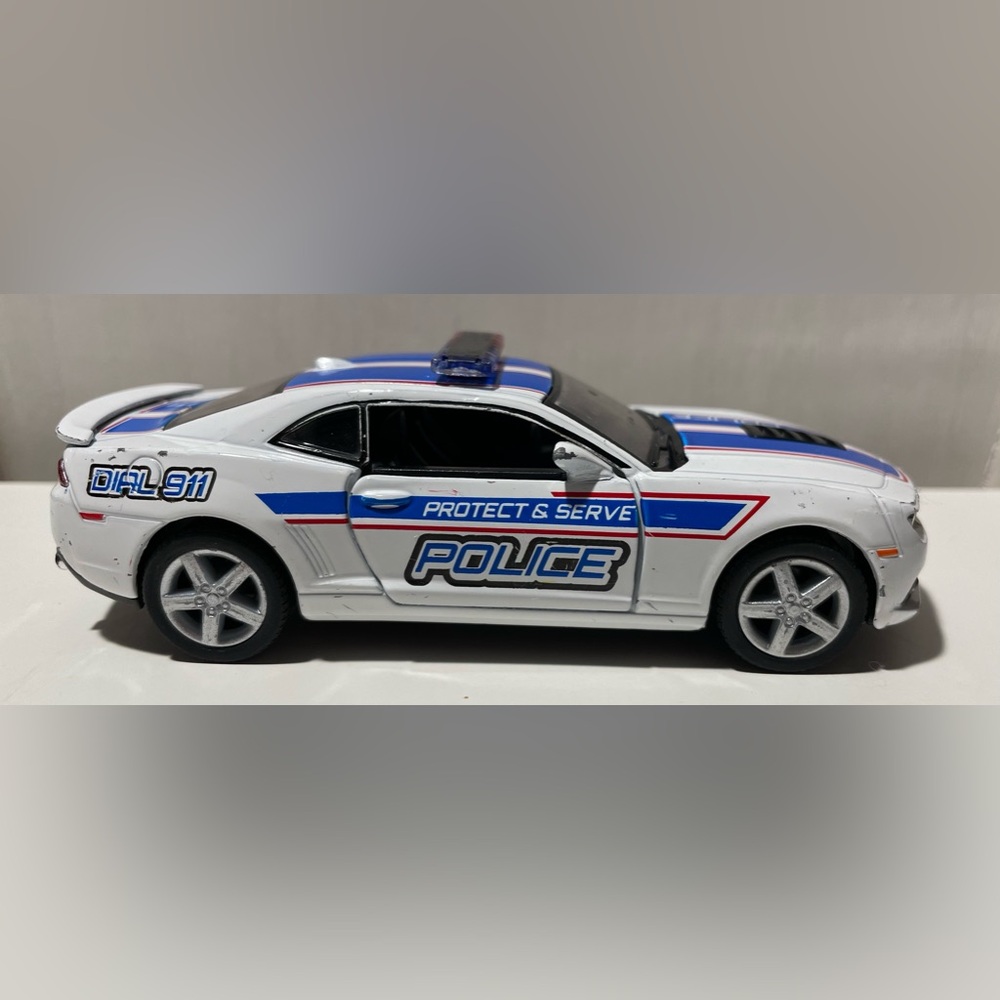 2014 Chevrolet Camaro Police Car Die Cast Rescue Vehicle toy